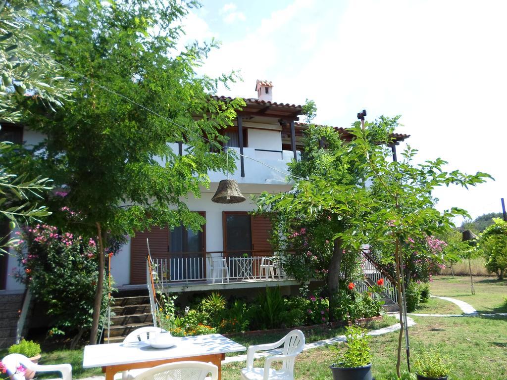 Bozelia Apartments トロニ エクステリア 写真