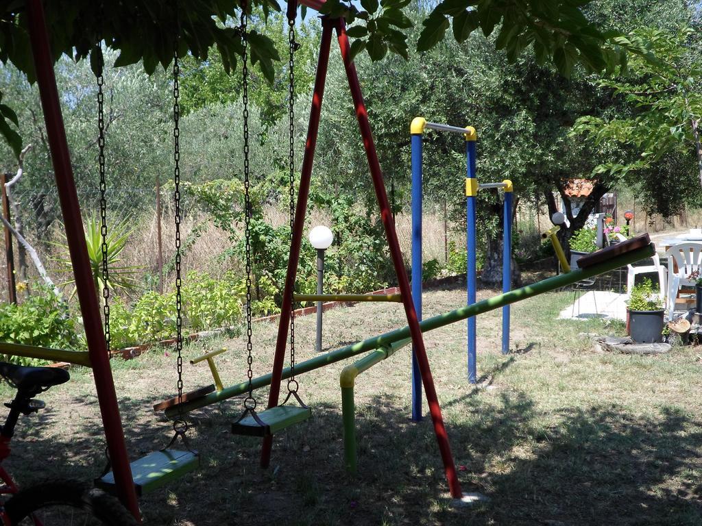 Bozelia Apartments トロニ エクステリア 写真
