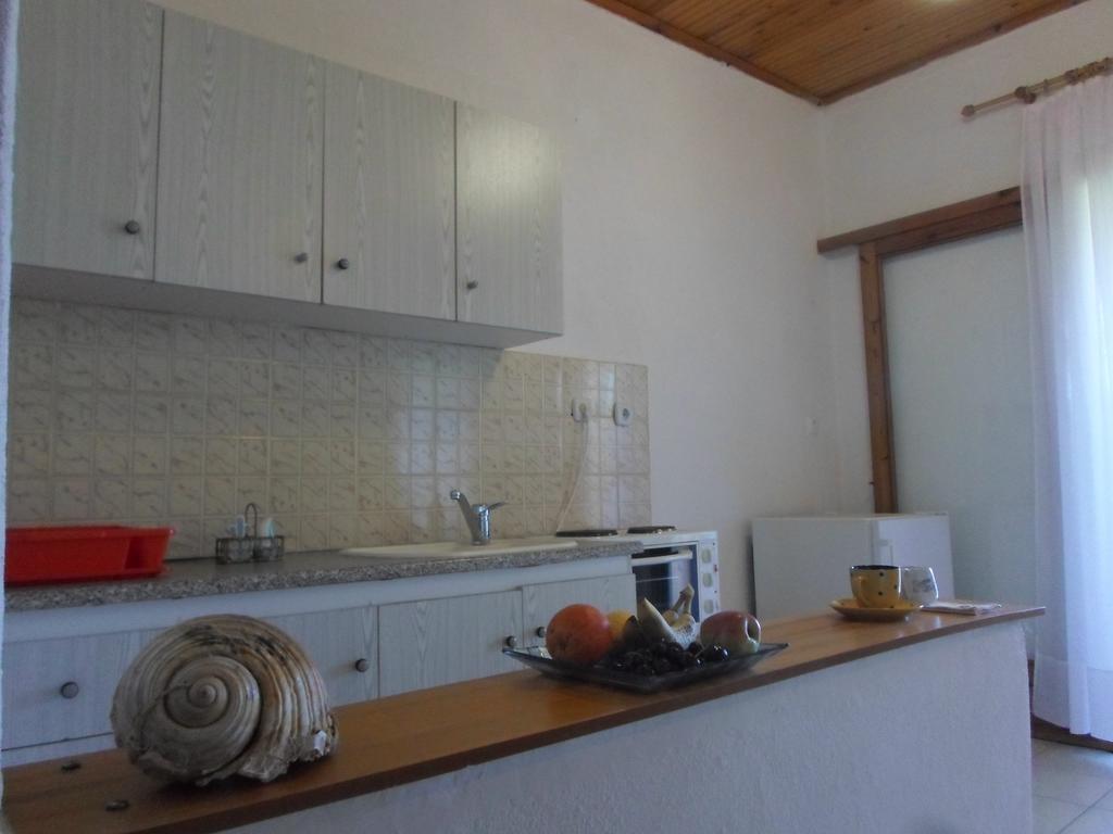 Bozelia Apartments トロニ エクステリア 写真